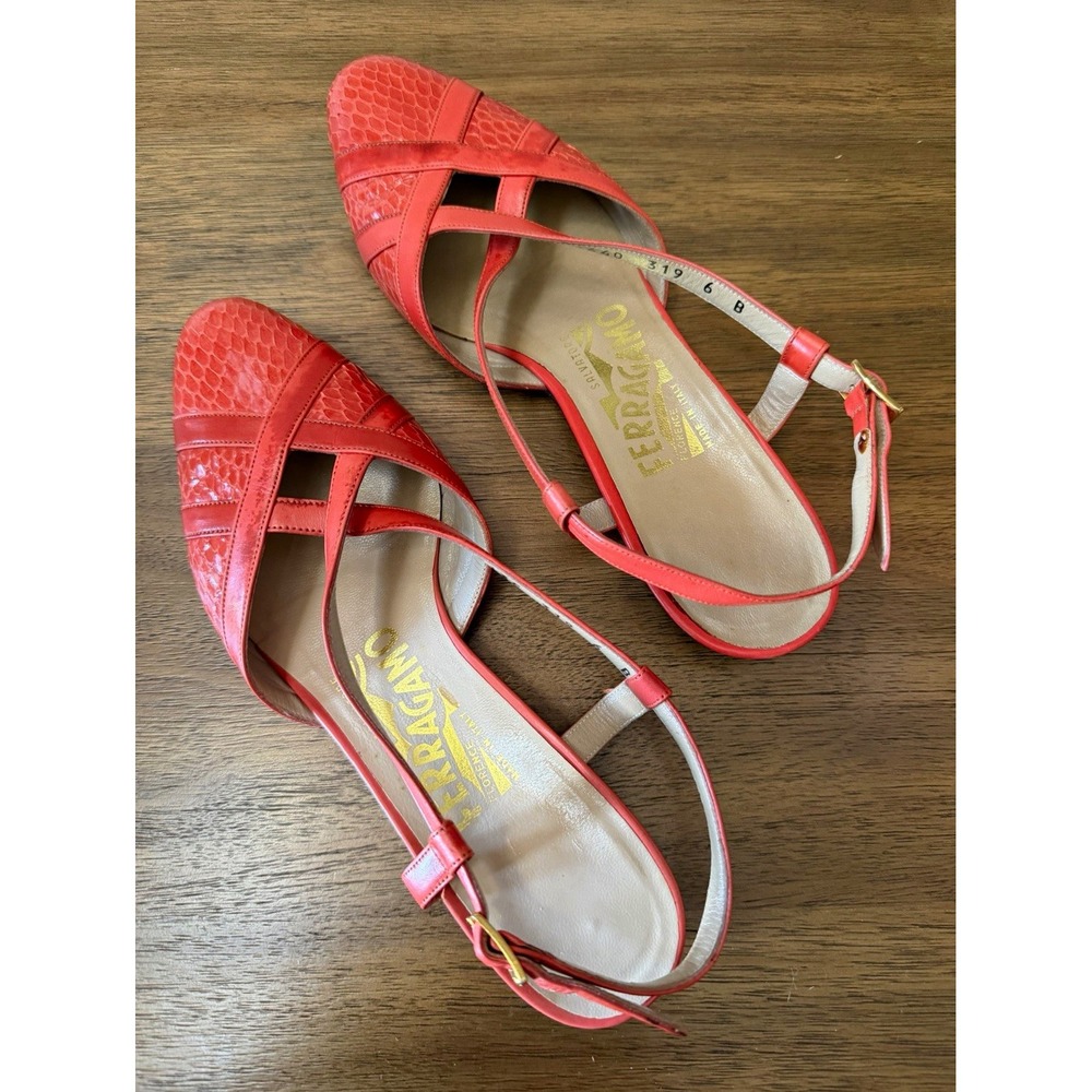 Salvatore Ferragamo Vintage Coral Orange Slingback Sandals Size 6B